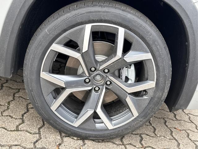 Skoda / Kodiaq / Grau / / / PHEV+AHK+NAVI+MATRIX-LED+KAMERA+EL. HECKKL., Beispielbilder, ggf. teilweise mit Sonderausstattung