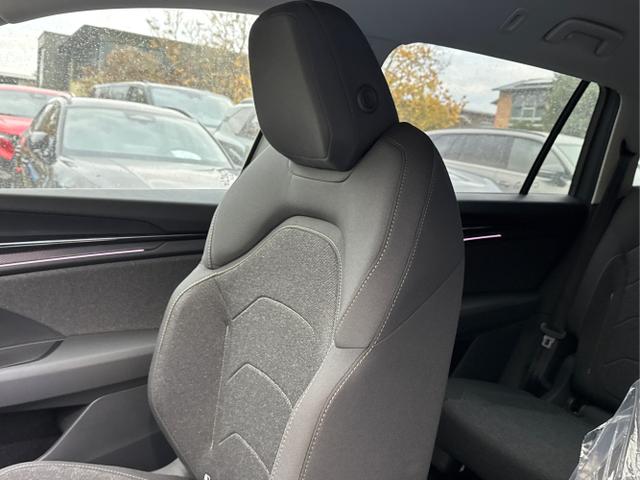 Skoda / Kodiaq / Silber / / / PHEV+AHK+MATRIX+NAVI+KAMERA+EL. HECKKL.+PDC, Beispielbilder, ggf. teilweise mit Sonderausstattung