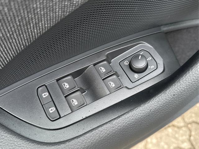 Skoda / Kodiaq / Silber / / / PHEV+AHK+MATRIX+NAVI+KAMERA+EL. HECKKL.+PDC, Beispielbilder, ggf. teilweise mit Sonderausstattung