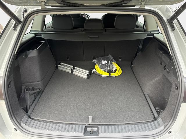Skoda / Kodiaq / Grau / / / PHEV+AHK+MATRIX+NAVI+KAMERA+EL. HECKKL.+PDC, Beispielbilder, ggf. teilweise mit Sonderausstattung