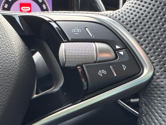 Skoda / Kodiaq / Grau / / / PHEV+AHK+MATRIX+NAVI+KAMERA+EL. HECKKL.+PDC, Beispielbilder, ggf. teilweise mit Sonderausstattung