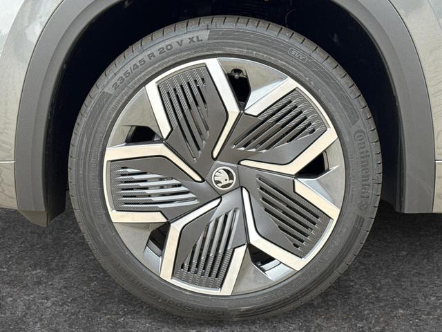 Skoda / Kodiaq / Grau / / / PHEV+AHK+NAVI+PANO+MATRIX-LED+KAMERA+EL. HECKKL., Beispielbilder, ggf. teilweise mit Sonderausstattung