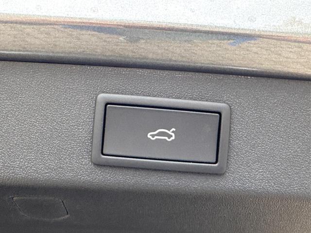 Skoda / Kodiaq / Grau / / / PHEV+AHK+NAVI+PANO+MATRIX-LED+KAMERA+EL. HECKKL., Beispielbilder, ggf. teilweise mit Sonderausstattung