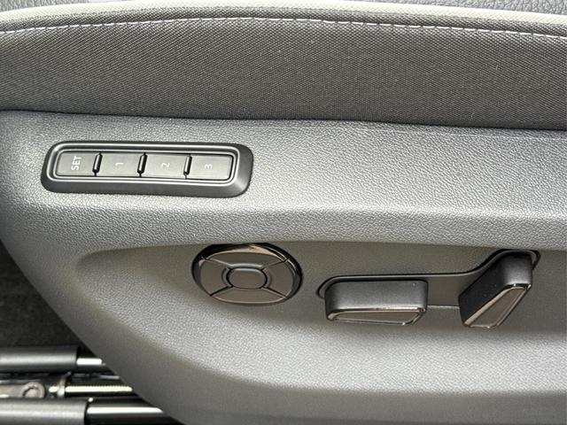 Skoda / Kodiaq / Grau / / / PHEV+AHK+NAVI+PANO+MATRIX-LED+KAMERA+EL. HECKKL., Beispielbilder, ggf. teilweise mit Sonderausstattung