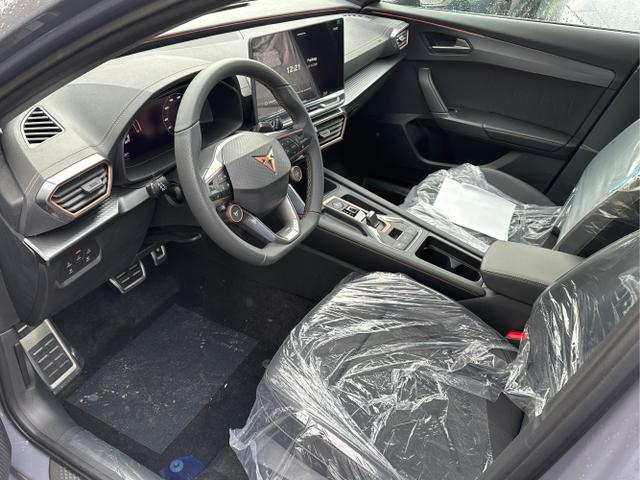 Cupra / Formentor / Grau / / / 4x4 AHK+eHK+NAVI+KAMERA+ACC+SHZ+18 ALU, Beispielbilder, ggf. teilweise mit Sonderausstattung