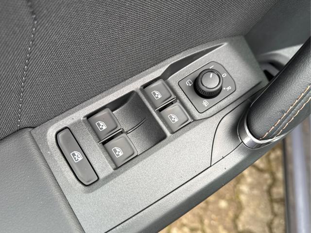 Cupra / Formentor / Grau / / / 4x4 AHK+eHK+NAVI+KAMERA+ACC+SHZ+18 ALU, Beispielbilder, ggf. teilweise mit Sonderausstattung