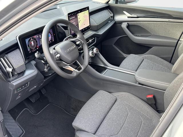 Skoda / Kodiaq / Silber / / / PHEV+AHK+MATRIX+NAVI+KAMERA+EL. HECKKL.+PDC, Beispielbilder, ggf. teilweise mit Sonderausstattung