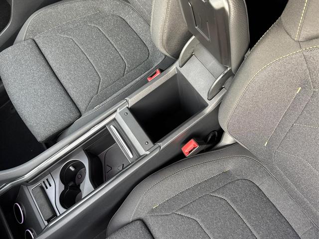Skoda / Kodiaq / Silber / / / PHEV+AHK+MATRIX+NAVI+KAMERA+EL. HECKKL.+PDC, Beispielbilder, ggf. teilweise mit Sonderausstattung