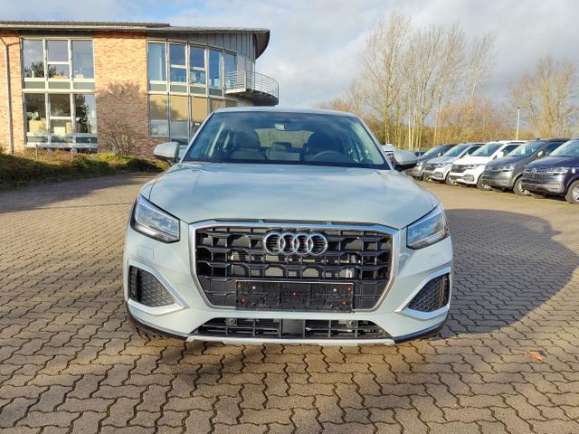 Audi / Q2 / EU-Reimport EU-Neuwagen