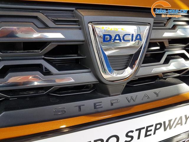 Dacia / Sandero Stepway / EU-Neuwagen / Reimport