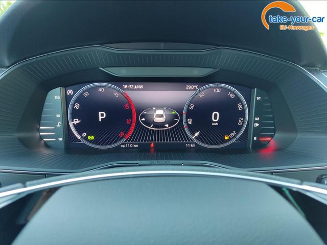 Skoda Superb Combi Reimport EU-Neuwagen / 