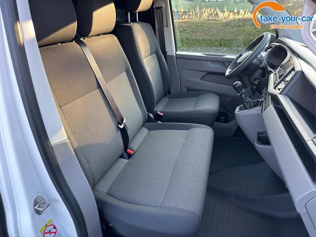 Volkswagen / Transporter 6.1 Kastenwagen / Weiß /  /  / Kastenwagen 3-Sitzer+Kamera+Klima