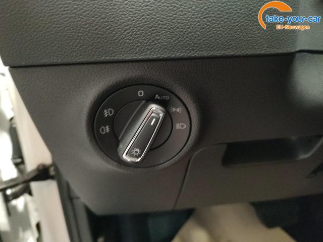 Skoda Karoq Style 1.5 TSI DSG Style, AHK, LED, Navi, Kamera, 5-J Garantie 