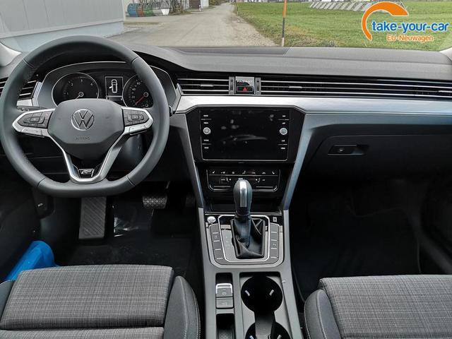 Volkswagen Passat Variant 2.0 TDI DSG 4Motion R-Line Standh. AHK Keyless SH hinten Pano 19 Zoll 