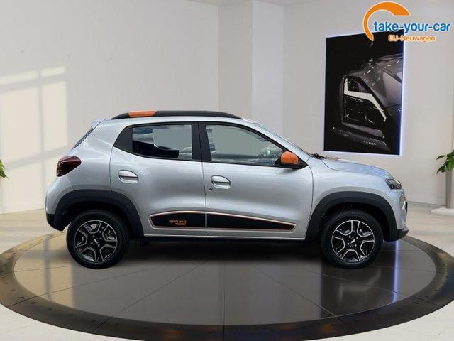Dacia Spring wie Extreme - CCS Navi Klima Leder Electric 45 