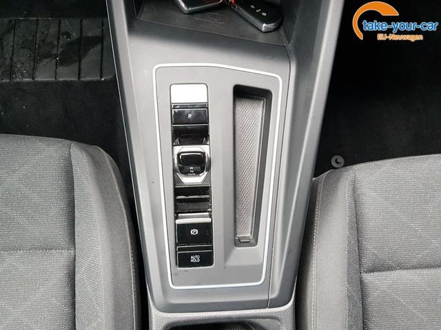 Volkswagen / Golf / Grau /  /  / Golf VIII 2,0 TDI DSG Life 110KW Garantie, Navi, ACC, Digital Cockpit