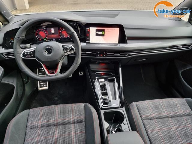 Volkswagen Golf GTI 2.0 TSI OPF 245PS DSG Matrix-LED (IQ.LIGHT) elekt.PanoDach 18"LM Radio Soundsystem "Harman Kardon" Rückf.Kamera 2x Keyless "Ready 2 Discover" Apple CarPlay Android Auto PDC v+h Klimaautomatik 