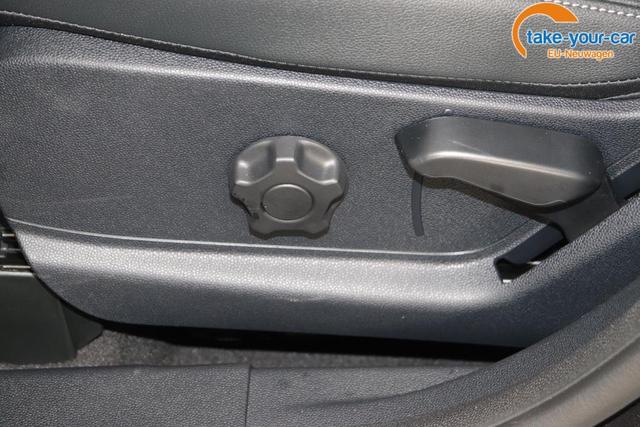 Ford EcoSport 1.0 EcoBoost Titanium 92kW 125PS Benzin		Magnetic Grau Metallic	Premium Polsterung Sensico in Leder-Optik / Stoff* in Anthrazit	