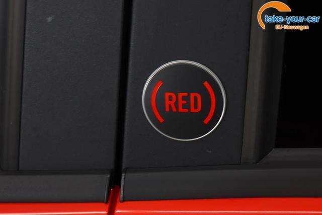 Panda MY21 RED  basiert auf City CROSS Hybrid 1.0 GSE 51kw (70PS) E6D			Amore Rot 74F 	184 - VERD.BLAU/STOFF		