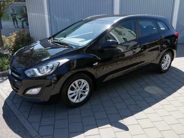 Hyundai I30 Kombi Auto Seubert B2b Portal Schweiz Standig Uber 1 600 Fahrzeuge Vor Ort