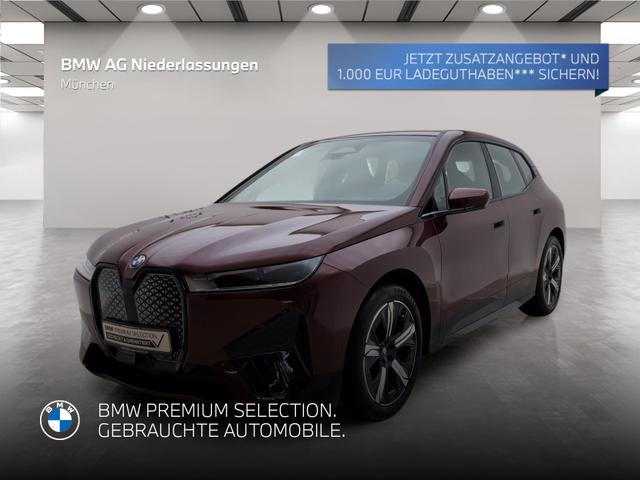 BMW iX - xDrive40 LiveCockpitProf Kamera Driv.Assist