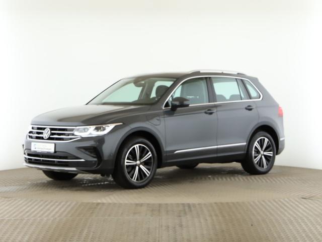 Volkswagen Tiguan - Elegance 1.4 TSIe  HYBRID Pano AHK Matrix RFK Navi 