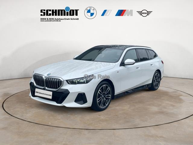 BMW 5er Touring - 520i M Sport / NP= 80.760,- Pano AHK