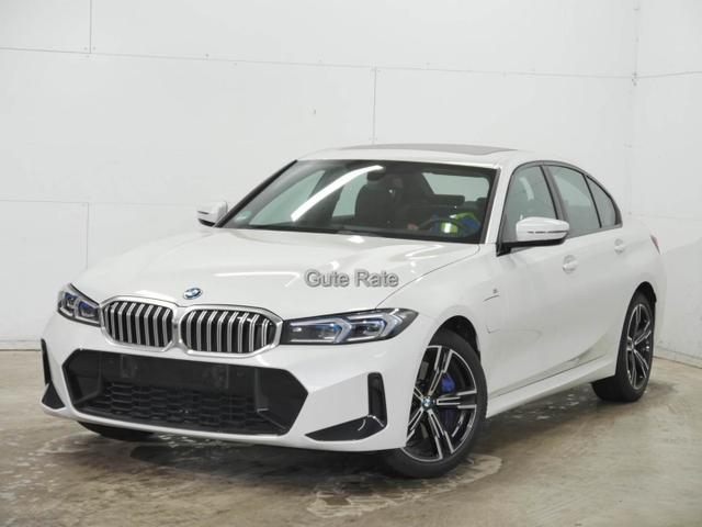 BMW 3er - 330e Limousine M Sportpaket Innovationspaket RFK