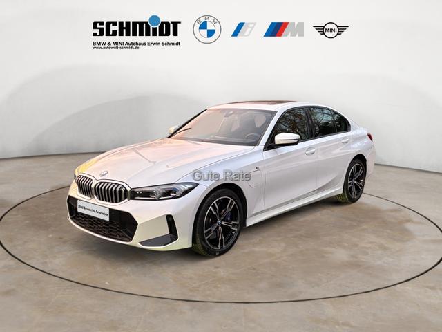 BMW 3er - 330e Limousine M Sportpaket Innovationspaket RFK