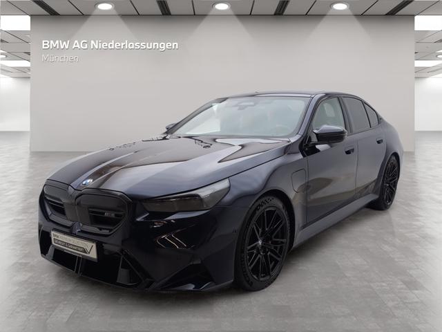 BMW M5 - M Drive Professional Limousine AHK Driv.Assist.Prof B&W Sound Kamera LED