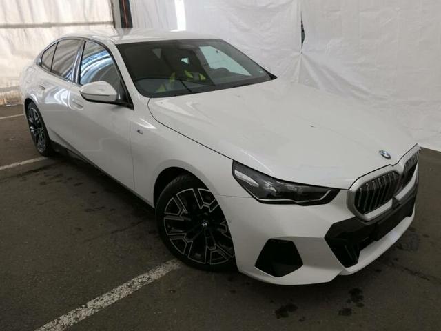 BMW 5er - 520i M Sportpaket ACC Park  H&K HuD 4xSitzh. LED