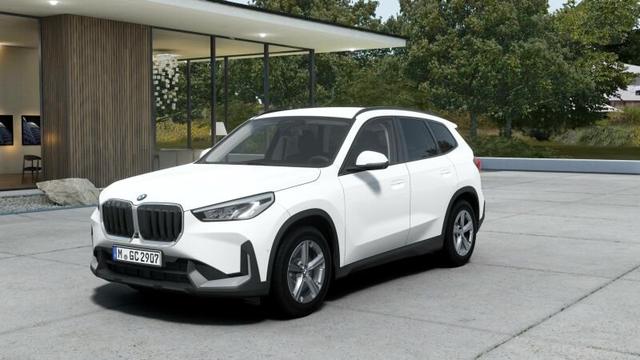BMW X1 - sDrive20i   Parking Assistant