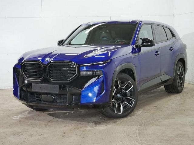 BMW XM - 50e NP 152539.- AHK Massage ACC Park  B&W HuD