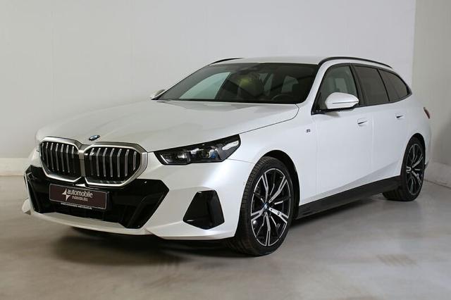 BMW 5er - M Sport 520d Aut. AHK Standh LED ACC Park  H&K 20Z