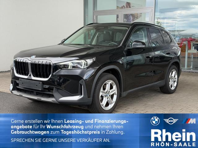 BMW X1 - sDrive20i PANO.AHK.HUD.H/K.Sportsitz.SSGL.SH