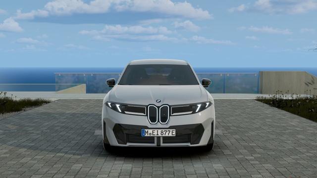 BMW iX3 - 40 M-Pro AHK ACC