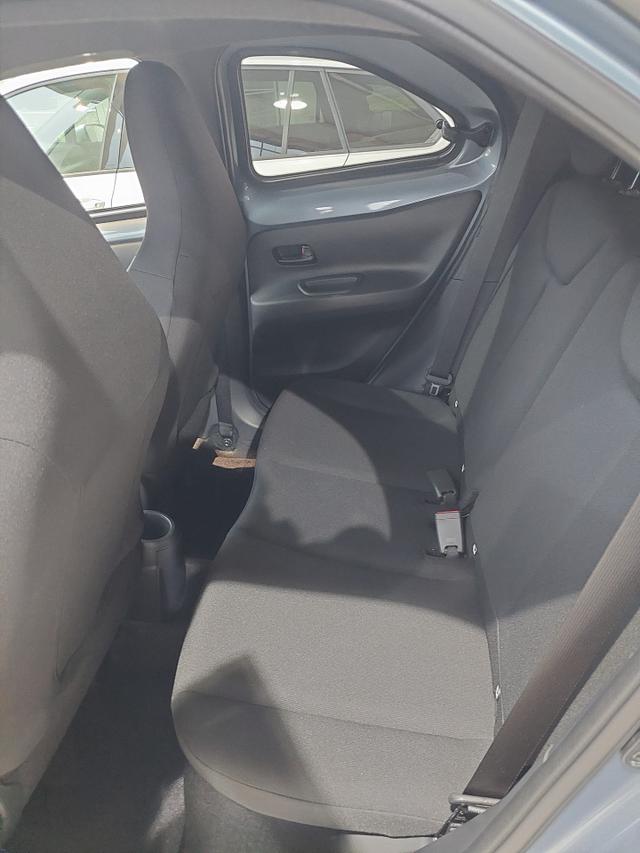 Toyota Aygo X 1.0 VVT-i Klimaautomatik, 17"Alu, Driveassist 