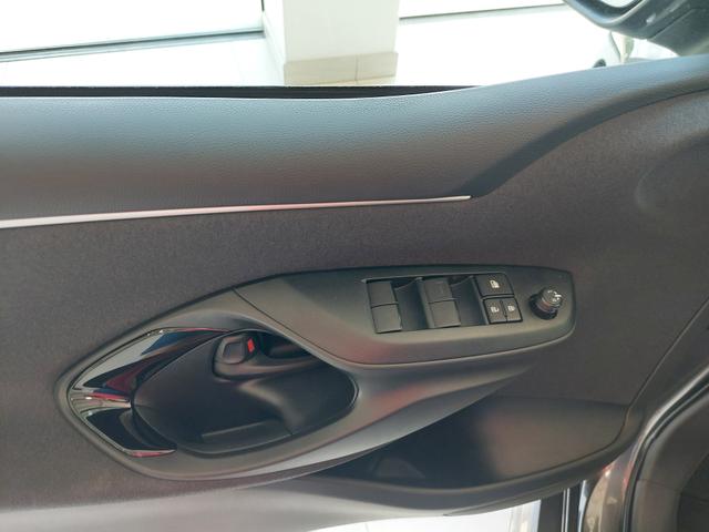 Toyota Yaris 1.5Hyb 6EB 16"Alu RFK RSA adTemp Safetysense 