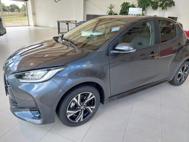 Toyota Yaris - 1.5Hyb 6EB 16"Alu RFK RSA adTemp Safetysense