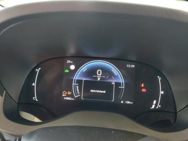 Toyota Yaris 1.5Hyb 6EB 16"Alu RFK RSA adTemp Safetysense 