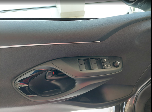 Toyota Yaris 1.5 Dual-VVT-iE Style 