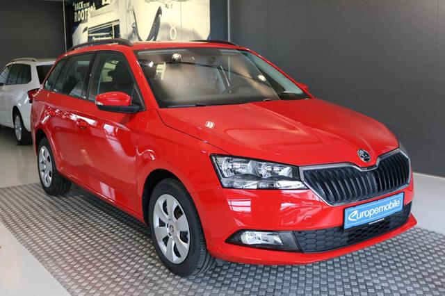 Skoda Fabia Combi Ansicht von vorne links