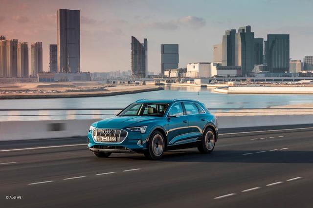 audi e-tron reimport seitenansicht