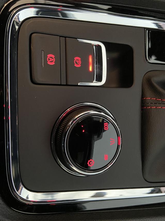 Seat Ateca FR 1.5 TSI 150 ACT DSG NAVI, WINTER, BEATS, DAB, WLTP2 uvm. (Vorlauf 23.11.2025) 