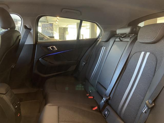1er Sport Line 118i NAV/LIVE/WINTER/EASY/2Z.KLIMAAUTO/PAKET/UVM. (Vorlauf 01.11.2025) 
