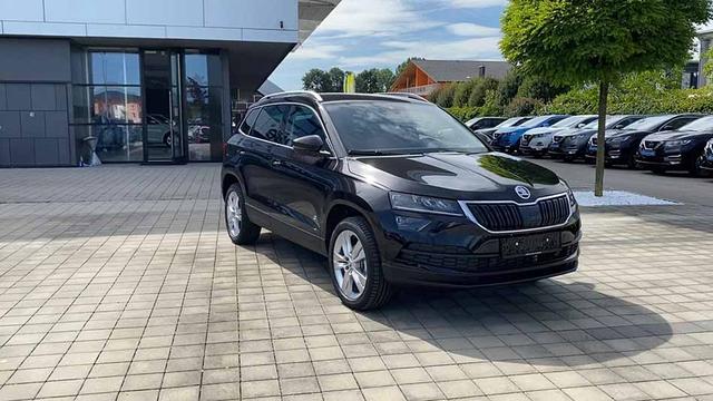 Skoda Karoq - Style PREMIUM (D3) 1.5 TSI ACT OPF DSG 150 NAV, WINTER, ACC210, 5J GAR., AHK, KAM, 18