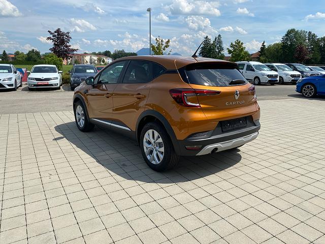 Captur - Experience TCe 100 Klimaaut., LED, ALU, PDC, Smartphone-Integ. , 5 Jahre Garantie (Vorlauf 20.07.2025)