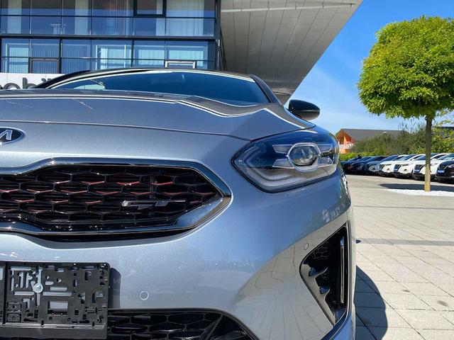 Kia ProCeed GT 1.6 T-GDI 204 VOLL! DCT7 Navi LED JBL Glasdach Modell 2020 (Vorlauf 23.04.2026) 