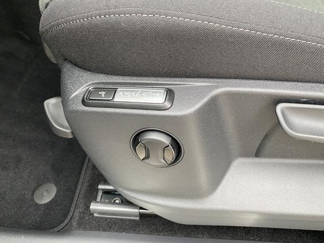 Tiguan Elegance 1.5 TSI EVO 150 DSG NAVI, IQ, EASYOPEN, ACC, ERGO, UVM. (Vorlauf 10.07.2025) 