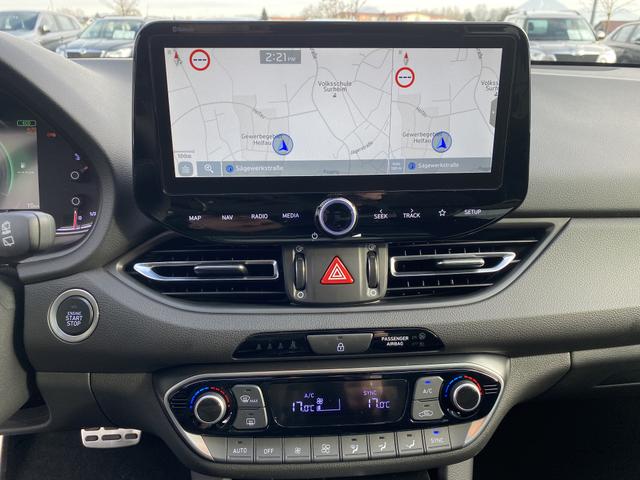 Hyundai i30 N Line Premium 1.5 T-GDI 48V-Mildhybrid 160 DCT VOLLAUSSTATTUNG! Navi, Pano, LED, DAB+, ACC uvm. (Vorlauf 01.08.2026) 